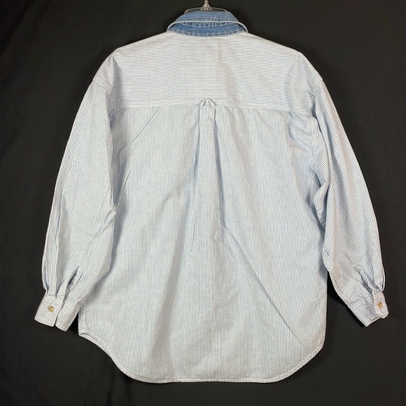 Women’s denim Halloween embroidered long sleeved, button down shirt size medium - Picture 2 of 12